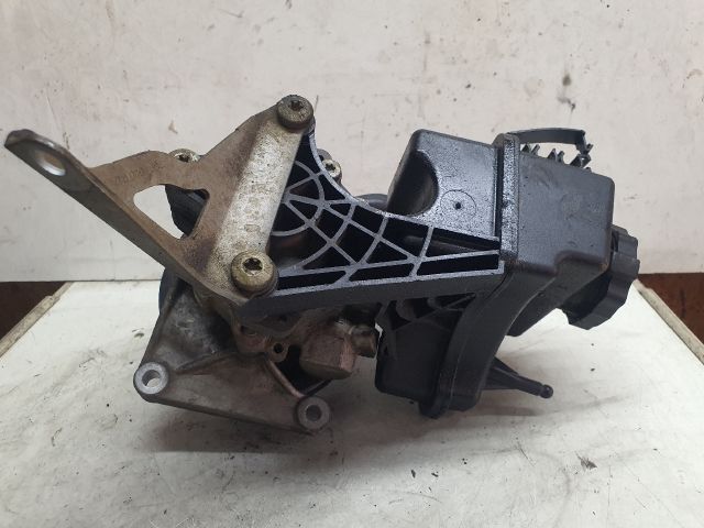 bontott MERCEDES-BENZ VITO Kormányszervó Motor (Hidraulikus)