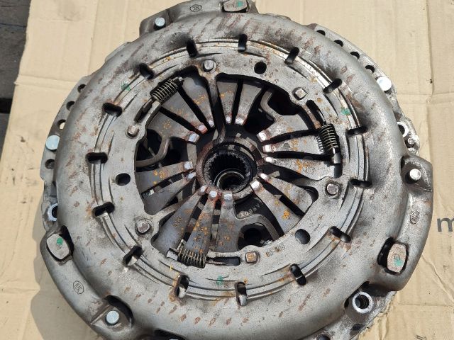 bontott MERCEDES-BENZ VITO Kuplung Szett Lendkerékkel