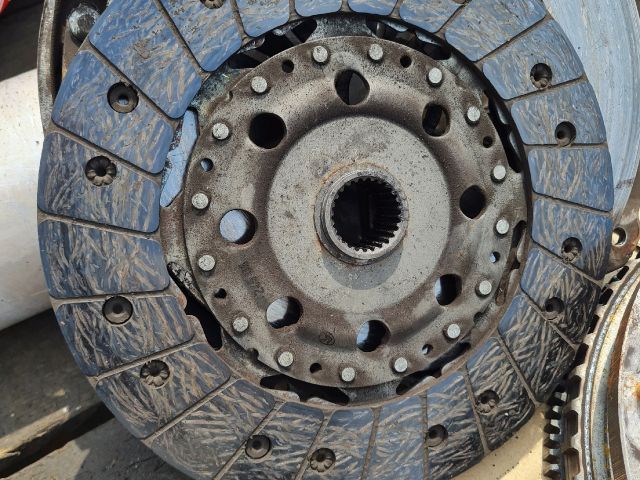 bontott MERCEDES-BENZ VITO Kuplung Szett Lendkerékkel