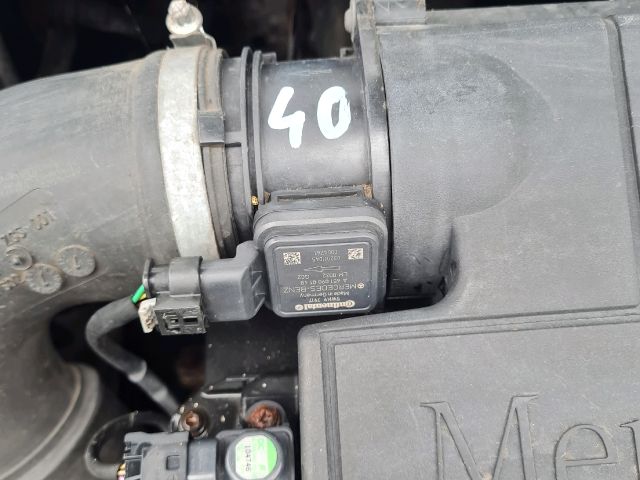 bontott MERCEDES-BENZ VITO Légtömegmérő