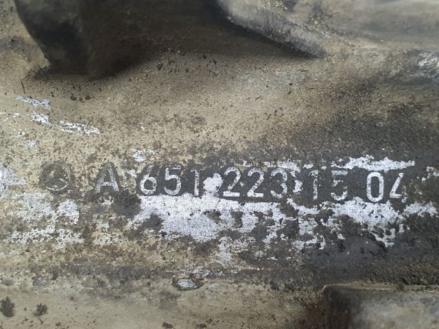 bontott MERCEDES-BENZ VITO Motor Tartó Bak Bal