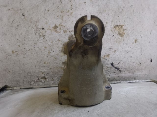 bontott MERCEDES-BENZ VITO Motor Tartó Bak (Fém)