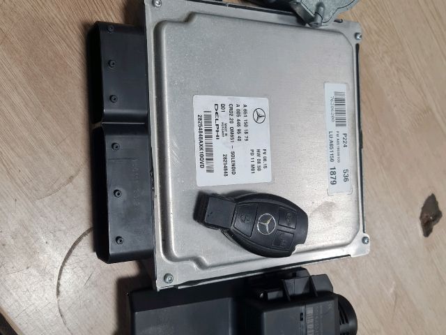 bontott MERCEDES-BENZ VITO Motorvezérlő