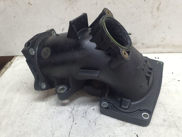 bontott MERCEDES-BENZ VITO Turbócső