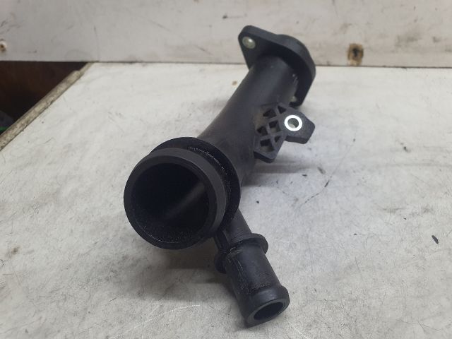 bontott MERCEDES-BENZ VITO Vízcső