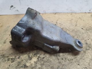 bontott MERCEDES-BENZ VITO Motor Tartó Bak (Fém)