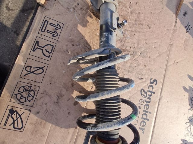 bontott MERCEDES-BENZ VITO Bal első Gólyaláb (Lengécsillapító, Rugó)