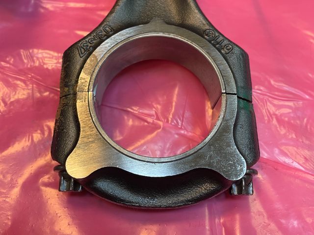 bontott MERCEDES-BENZ VITO Dugattyú és Hajtókar