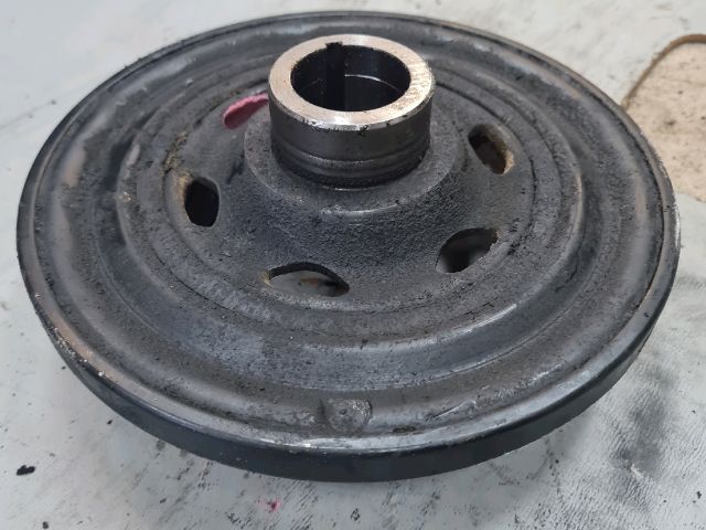 bontott MERCEDES-BENZ VITO Főtengely Szíjtárcsa