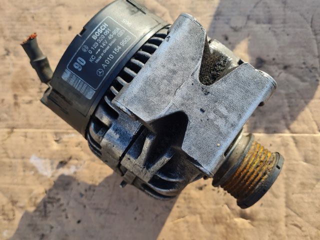 bontott MERCEDES-BENZ VITO Generátor