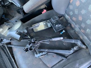 bontott MERCEDES-BENZ VITO Jobb első Féknyereg Munkahengerrel