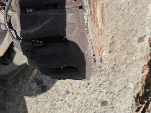 bontott MERCEDES-BENZ VITO Jobb első Féknyereg Munkahengerrel