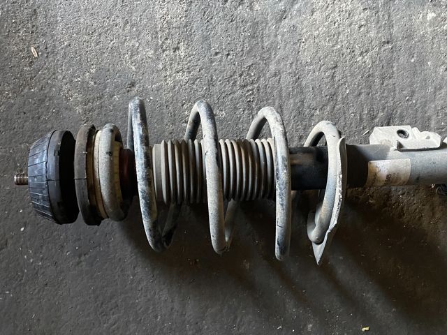 bontott MERCEDES-BENZ VITO Jobb első Gólyaláb (Lengécsillapító, Rugó)