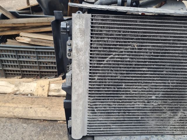 bontott MERCEDES-BENZ VITO Klímahűtő Radiátor