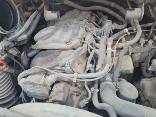 bontott MERCEDES-BENZ VITO Motor (Fűzött blokk hengerfejjel)