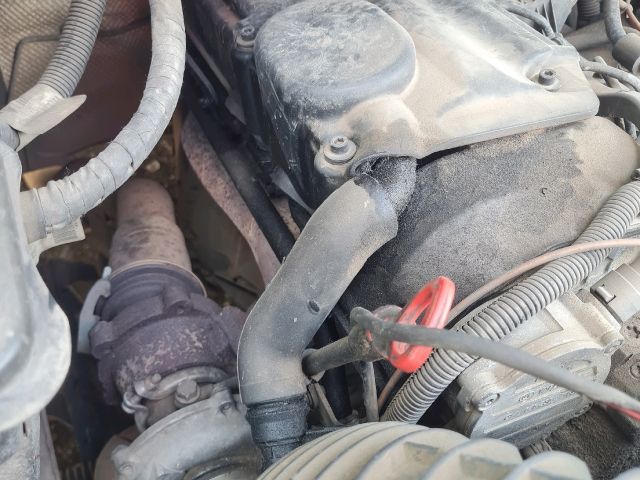 bontott MERCEDES-BENZ VITO Motor (Fűzött blokk hengerfejjel)