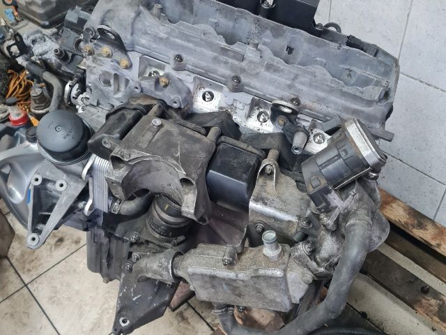 bontott MERCEDES-BENZ VITO Motor (Fűzött blokk hengerfejjel)