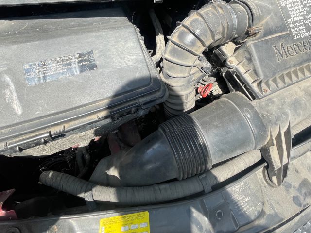 bontott MERCEDES-BENZ VITO Motor (Fűzött blokk hengerfejjel)