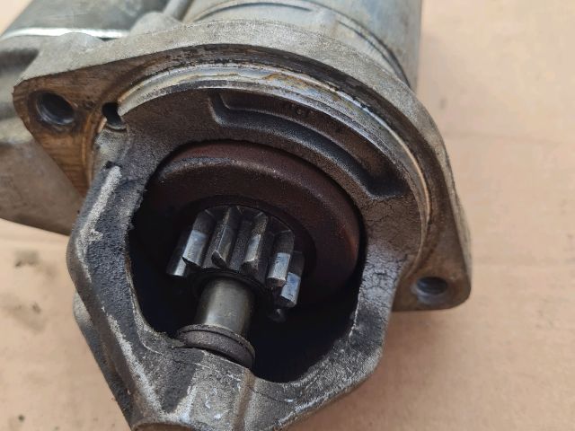 bontott MERCEDES-BENZ VITO Önindító