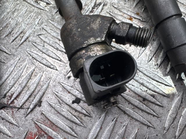 bontott MERCEDES-BENZ VITO Porlasztó (1 db)