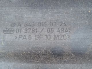 bontott MERCEDES-BENZ VITO Porlasztó Burkolat