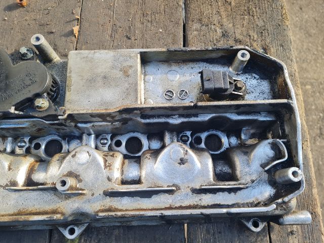 bontott MERCEDES-BENZ VITO Szelepfedél