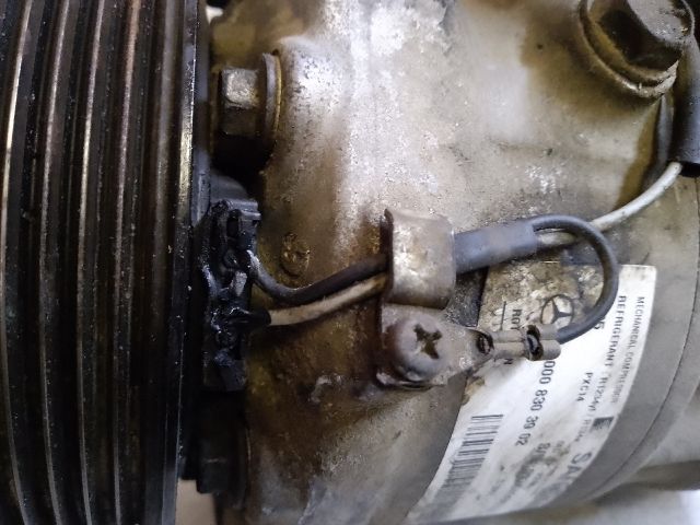 bontott MERCEDES-BENZ VITO Klímakompresszor