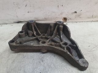 bontott MERCEDES-BENZ VITO Motor Tartó Bak (Fém)