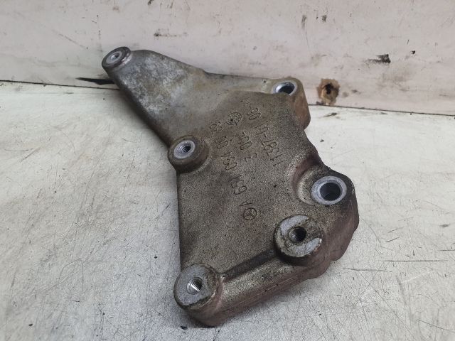 bontott MERCEDES-BENZ VITO Motor Tartó Bak (Fém)