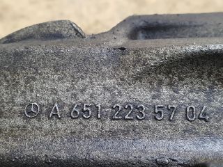 bontott MERCEDES-BENZ VITO Motor Tartó Bak (Fém)