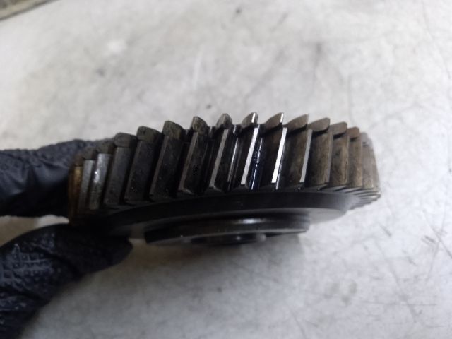 bontott MERCEDES-BENZ VITO Olajszivattyú Fogaskerék