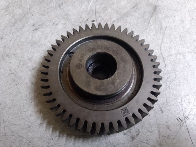 bontott MERCEDES-BENZ VITO Olajszivattyú Fogaskerék