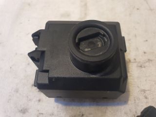 bontott MERCEDES-BENZ VITO Gyújtáskapcsoló Házzal