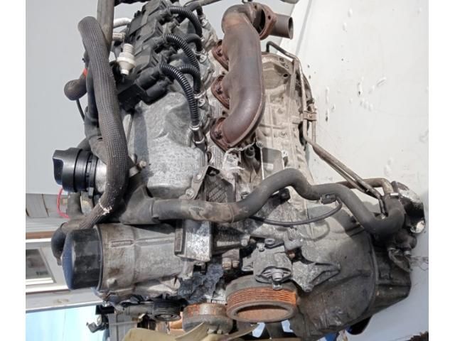 bontott MERCEDES-BENZ VITO Motor (Fűzött blokk hengerfejjel)