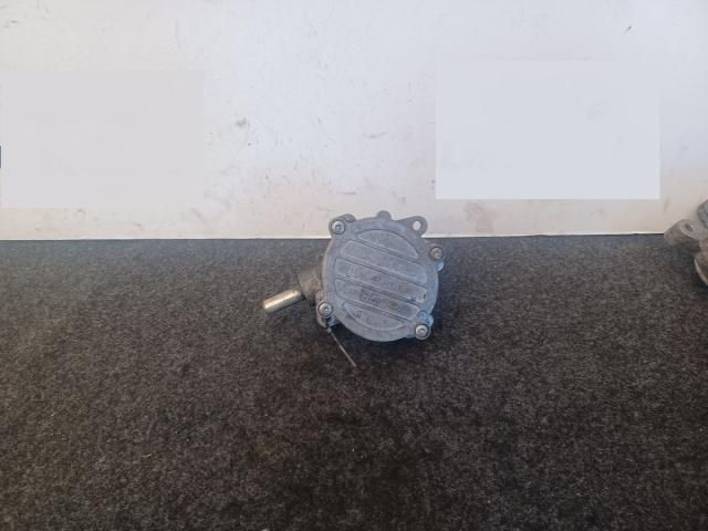 bontott MERCEDES-BENZ VITO Vákumpumpa