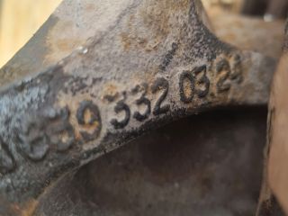 bontott MERCEDES-BENZ VITO Bal első Csonkállvány Kerékaggyal