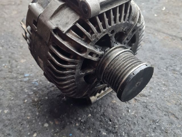 bontott MERCEDES-BENZ VITO Generátor