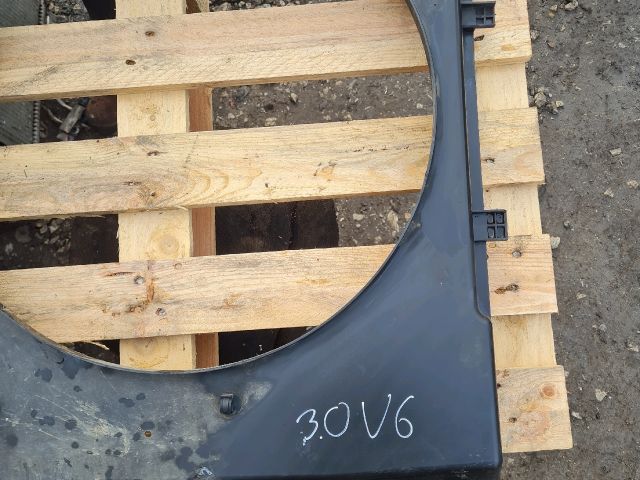 bontott MERCEDES-BENZ VITO Hűtőventilátor Keret