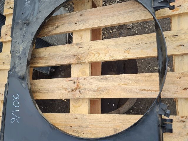 bontott MERCEDES-BENZ VITO Hűtőventilátor Keret