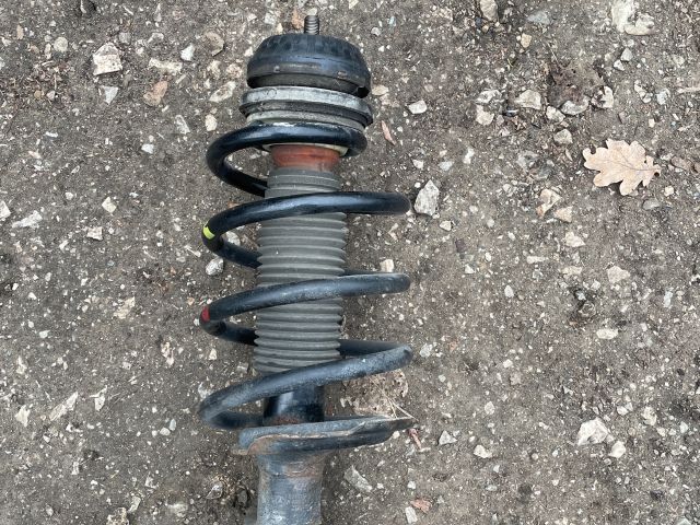 bontott MERCEDES-BENZ VITO Jobb első Gólyaláb (Lengécsillapító, Rugó)