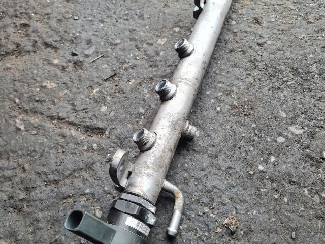 bontott MERCEDES-BENZ VITO Közösnyomócső