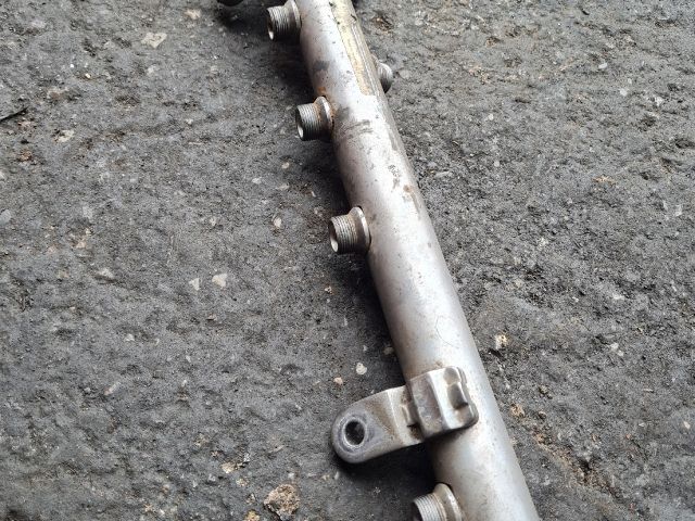 bontott MERCEDES-BENZ VITO Közösnyomócső