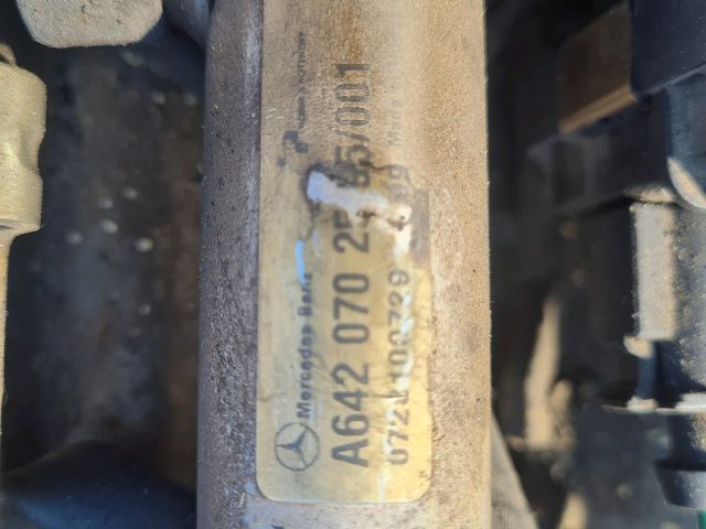 bontott MERCEDES-BENZ VITO Közösnyomócső