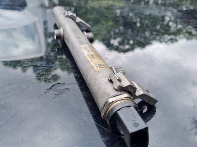 bontott MERCEDES-BENZ VITO Közösnyomócső