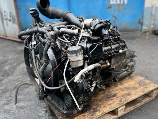 bontott MERCEDES-BENZ VITO Motor (Fűzött blokk hengerfejjel)