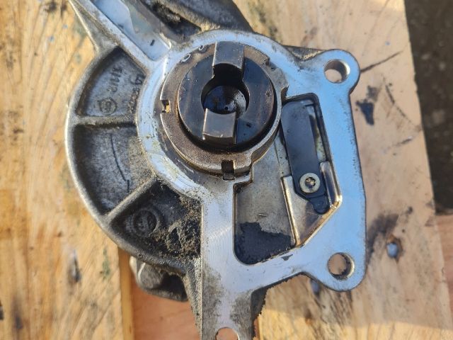 bontott MERCEDES-BENZ VITO Vákumpumpa