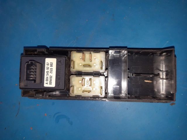 bontott MERCEDES-BENZ VITO Ablakemelő és Tükör Kapcsoló