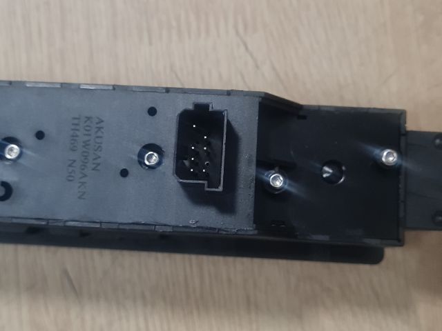 bontott MERCEDES-BENZ VITO Ablakemelő és Tükör Kapcsoló