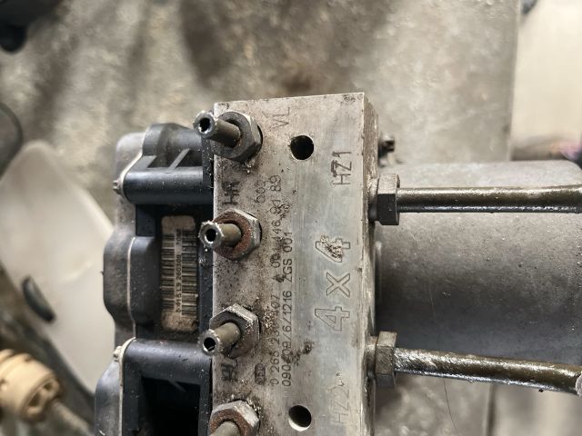 bontott MERCEDES-BENZ VITO ABS / ABR / ESP Pumpa