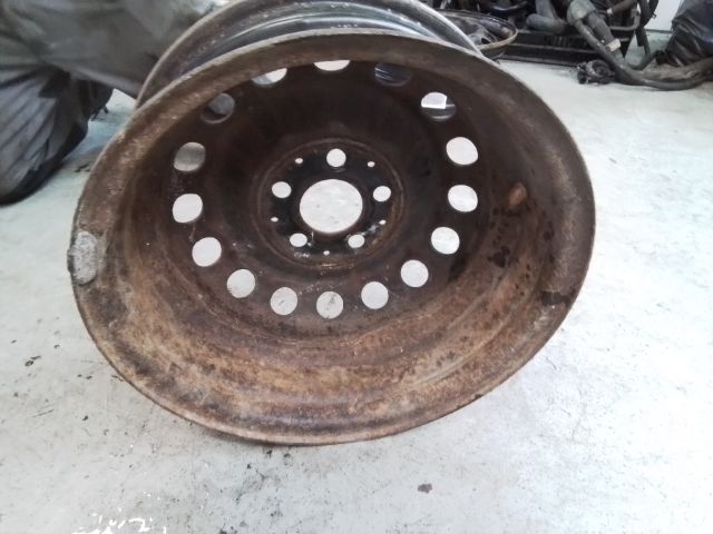 bontott MERCEDES-BENZ VITO Acélfelni (1 db)